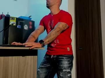 Freechat _mikestone on Chaturbate
