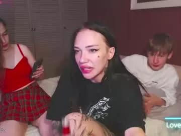 Freechat a_s_m_ on Chaturbate