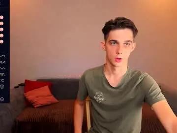 aaron_bang on Chaturbate 