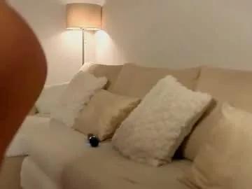 Freechat aerisblue on Chaturbate