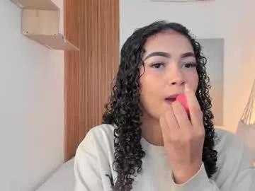 Freechat ailann_ on Chaturbate