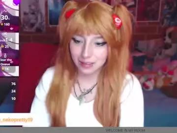 Freechat alexa19pretty on Chaturbate