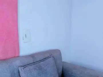 Masturbate to sweet camslut Alice_jenner_ alice_jenner_ from Chaturbate