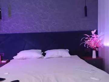 Freechat angelees_ on Chaturbate