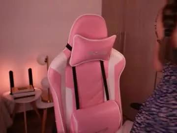 Freechat annie_evans24 on Chaturbate