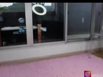 Freechat annie_snow_ on Chaturbate