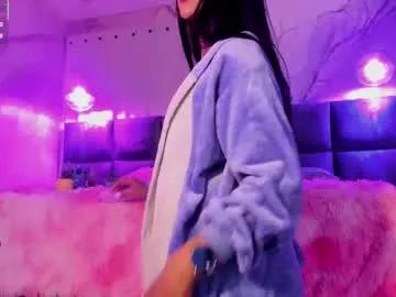 Freechat antonella_rossi24 on Chaturbate