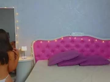 Freechat ariana_petite on Chaturbate