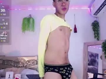 Masturbate to cute escort Armondx_parkr armondx_parkr from Chaturbate