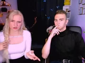 astren_villo from Chaturbate