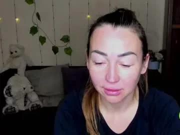 Freechat ay_kiss_jully on Chaturbate