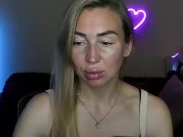 Freechat ay_kiss_jully on Chaturbate