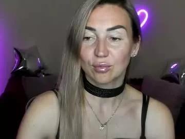 Freechat ay_kiss_jully on Chaturbate