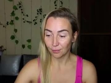 Try Chaturbate's Ay_kiss_jully ay_kiss_jully from Chaturbate