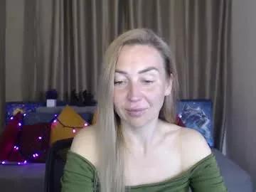 Freechat ay_kiss_jully on Chaturbate