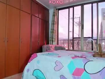 Freechat barbiefoxx on Chaturbate