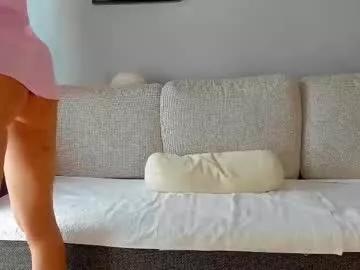 Freechat bella_hot77 on Chaturbate