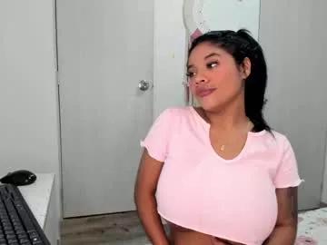 Freechat carolinalovehot on Chaturbate