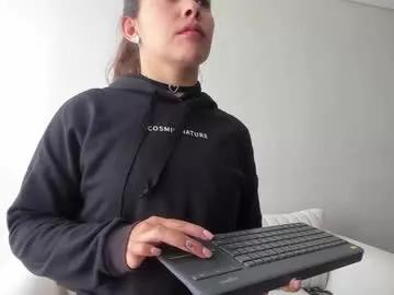 Freechat cheek_chic12 on Chaturbate