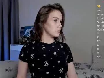 Freechat crystalcandies on Chaturbate