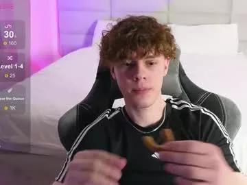 Freechat cute_thomas on Chaturbate