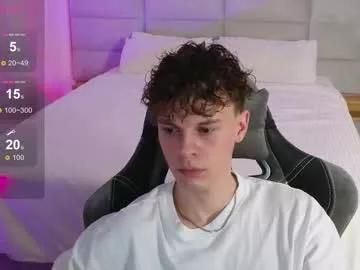 Freechat cute_thomas on Chaturbate