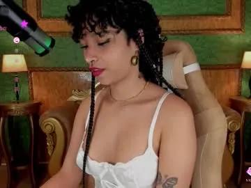 Try 20 years old danicollinn from Chaturbate danicollinn from Chaturbate