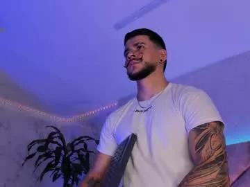 Freechat dickgriffith on Chaturbate