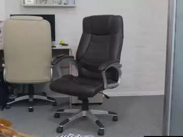 Freechat ellamilf on Chaturbate