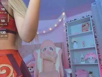 Freechat ely_cherry18 on Chaturbate