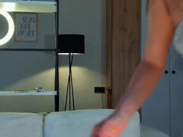 Freechat emiljanna on Chaturbate