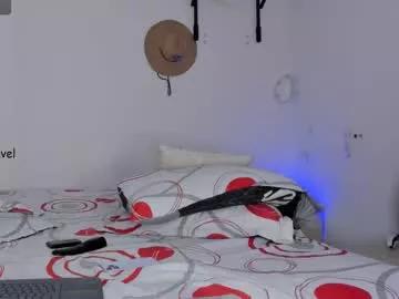 Freechat estivenvel on Chaturbate