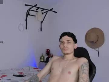 Freechat estivenvel on Chaturbate