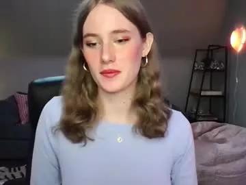 Freechat eviecam on Chaturbate