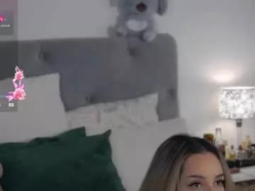 Freechat evierosie on Chaturbate