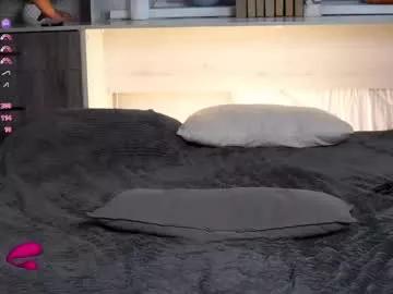 Freechat fallingflower on Chaturbate