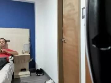 Freechat funcouple1985 on Chaturbate