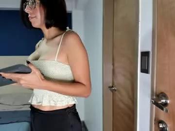 Freechat funcouple1985 on Chaturbate