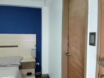 Freechat funcouple1985 on Chaturbate