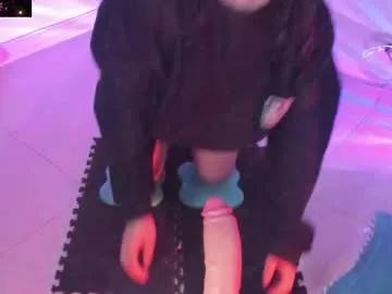 Freechat galaxgnn on Chaturbate