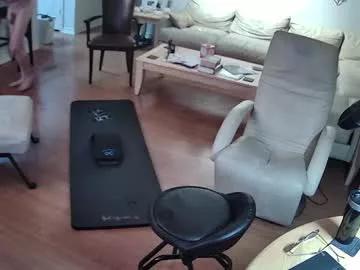 Freechat glennbootycam on Chaturbate