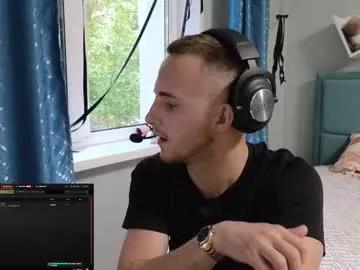 Freechat golden_boyyy21 on Chaturbate