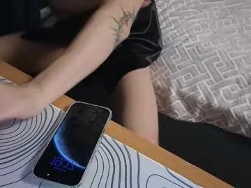 Freechat golden_boyyy21 on Chaturbate