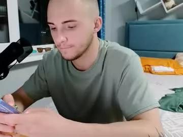 Freechat golden_boyyy21 on Chaturbate