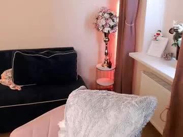 Freechat heaven_chloe on Chaturbate