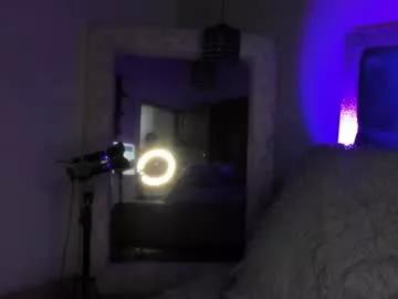 Freechat heellboy_ on Chaturbate