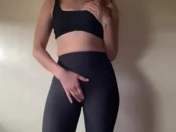 Freechat heybluebabe on Chaturbate