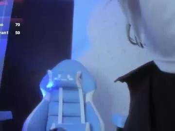 Freechat hinata_21_ on Chaturbate