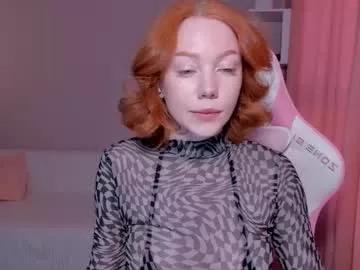 Freechat honeyautumn on Chaturbate