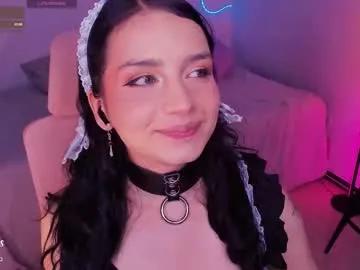 Freechat honeymoontea on Chaturbate